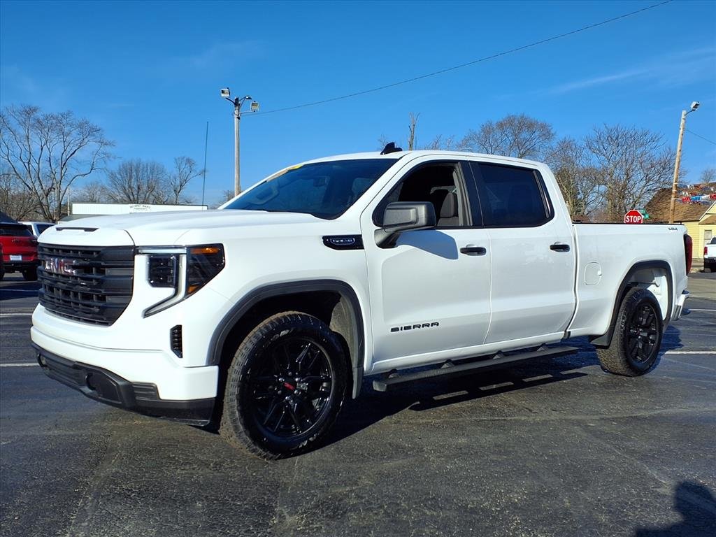 2026 GMC Sierra 4WD Crew Cab Standard Box Pro's photo