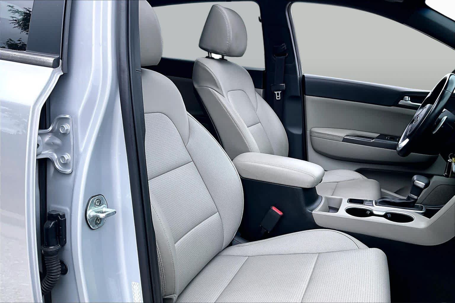 Used 2021 Sparkling Silver Kia S image 9