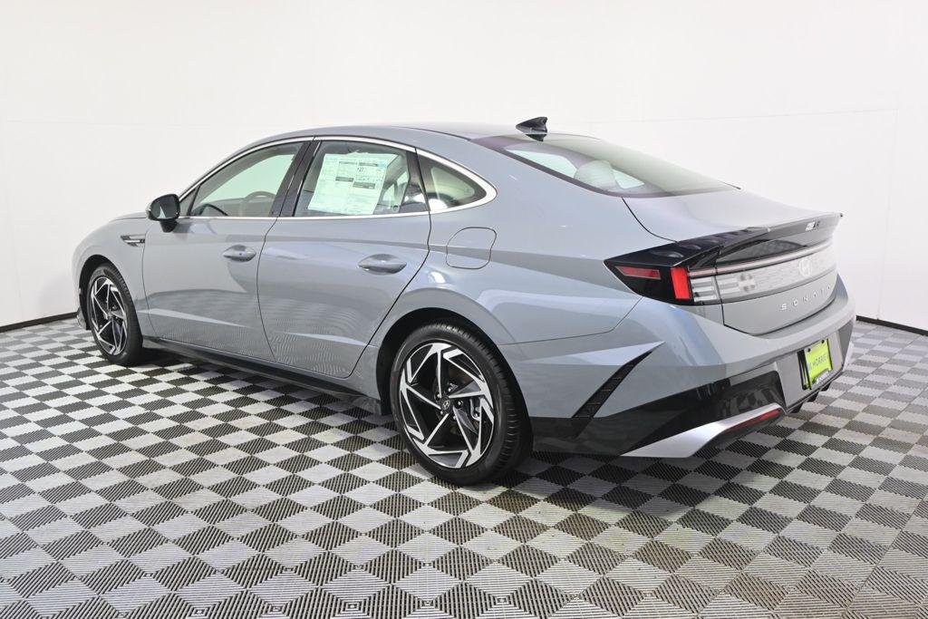 New 2026 Blue Hyundai SEL Sport image 3