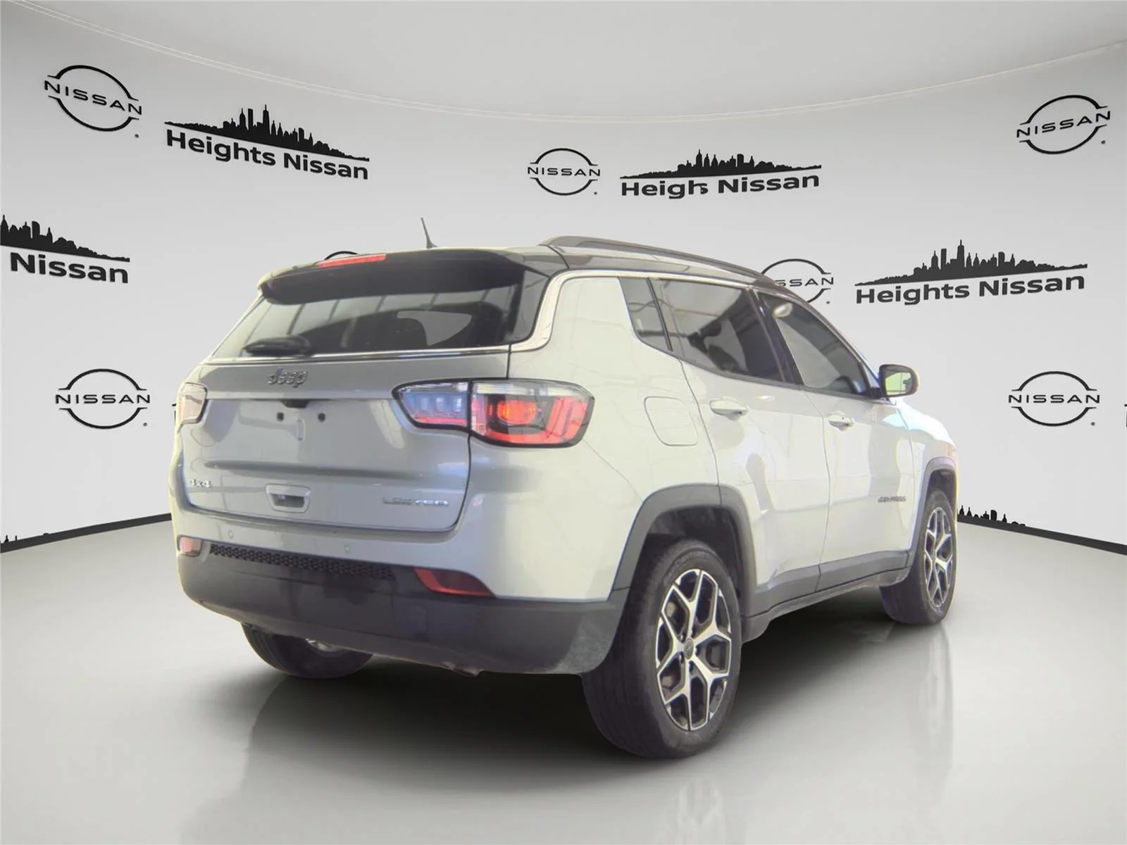 2025 Jeep Compass Limited - Photo 8