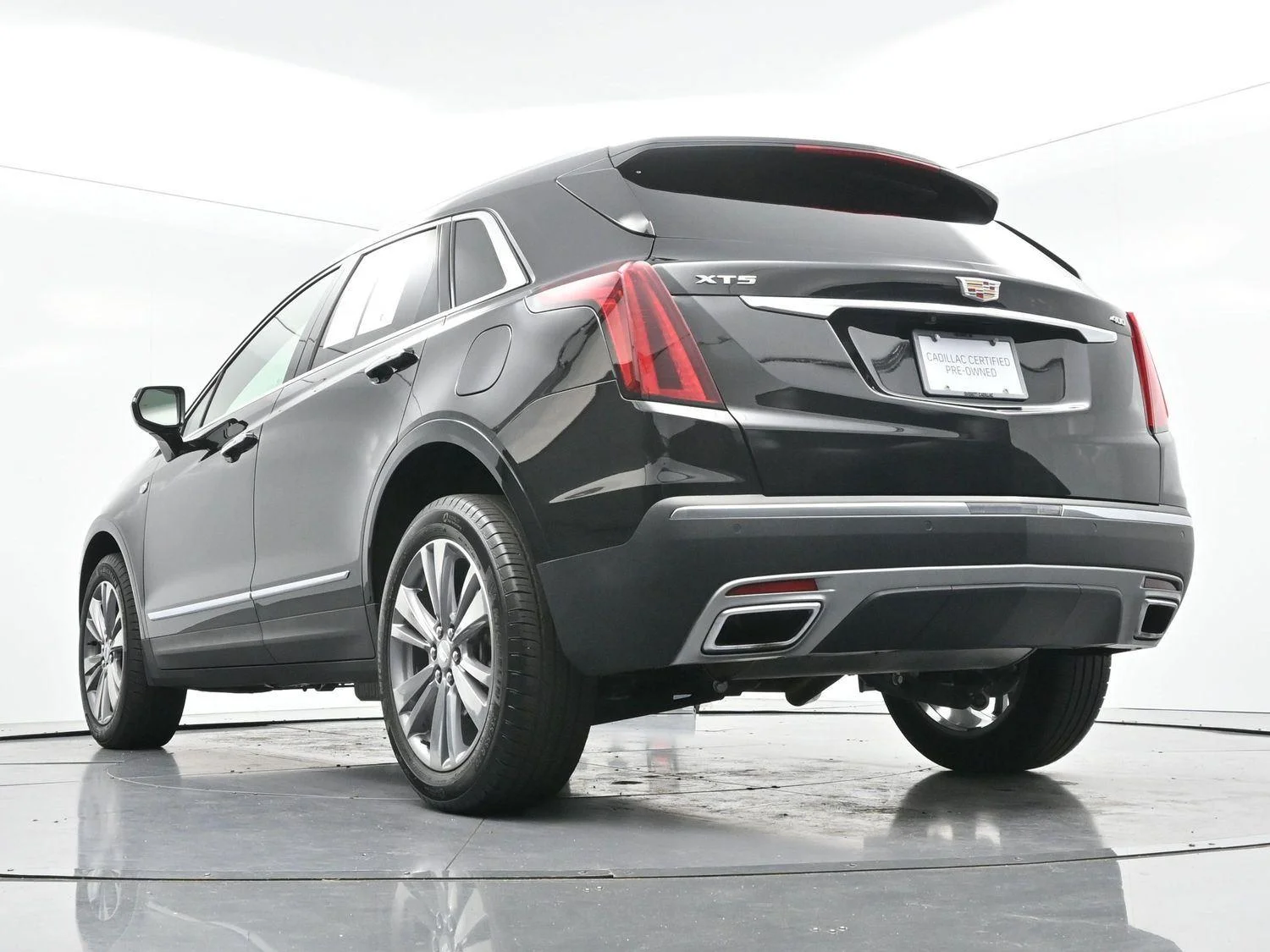 Used 2025 Stellar Black Metallic Cadillac Premium Luxury image 50