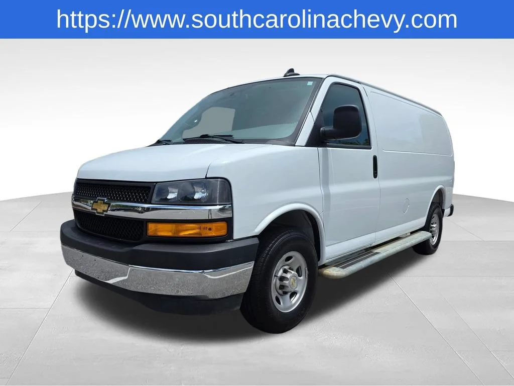 Used 2025 Summit White Chevrolet WT image 27