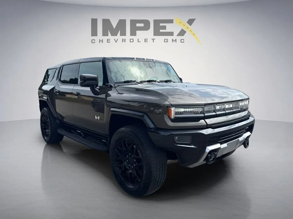 Used 2024 Deep Aurora Metallic (Dark Bronze) GMC 2X image 8
