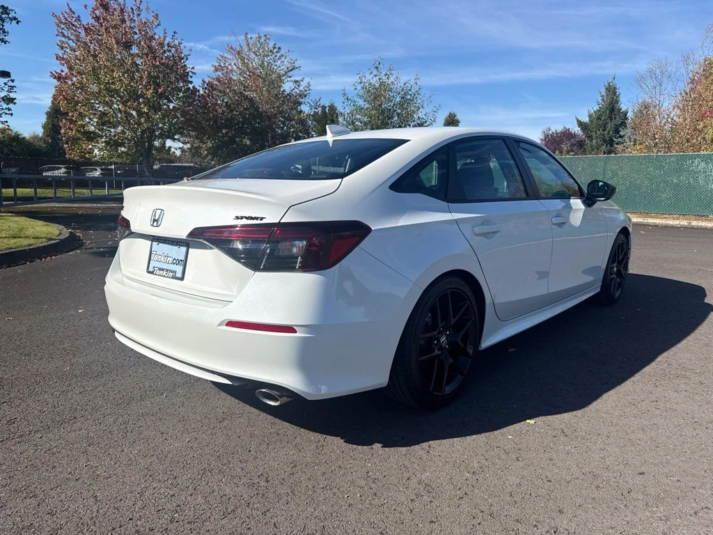 Used 2026  Honda Sport image 7