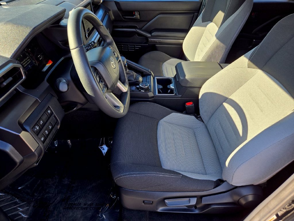 2025 Toyota 4Runner TRD Off-Road - Photo 10