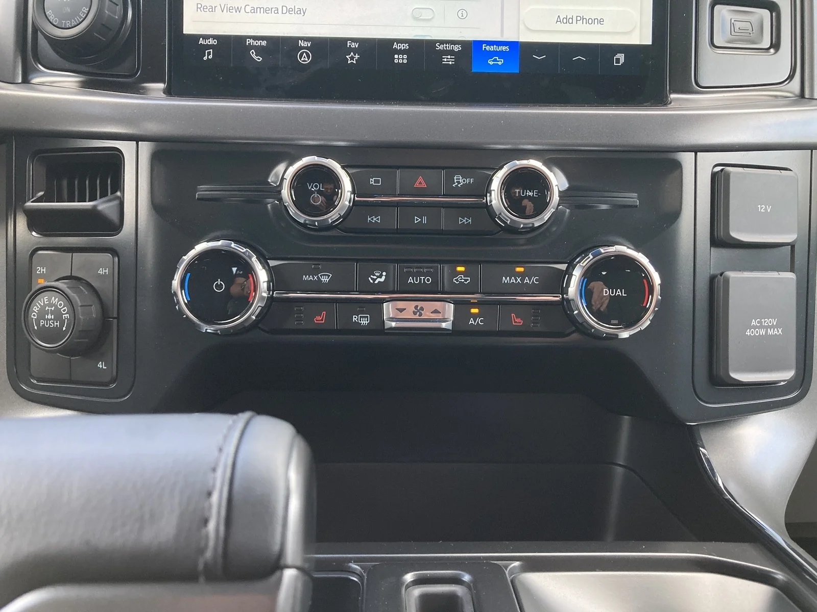 New 2026 Oxford White Ford XLT image 19