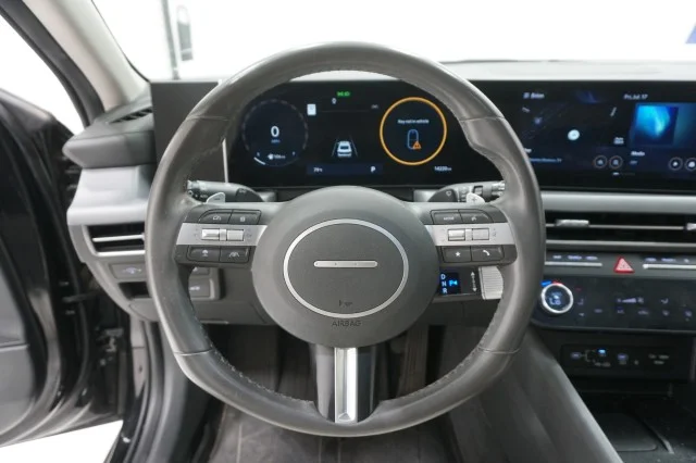 Used 2024  Hyundai SEL image 24