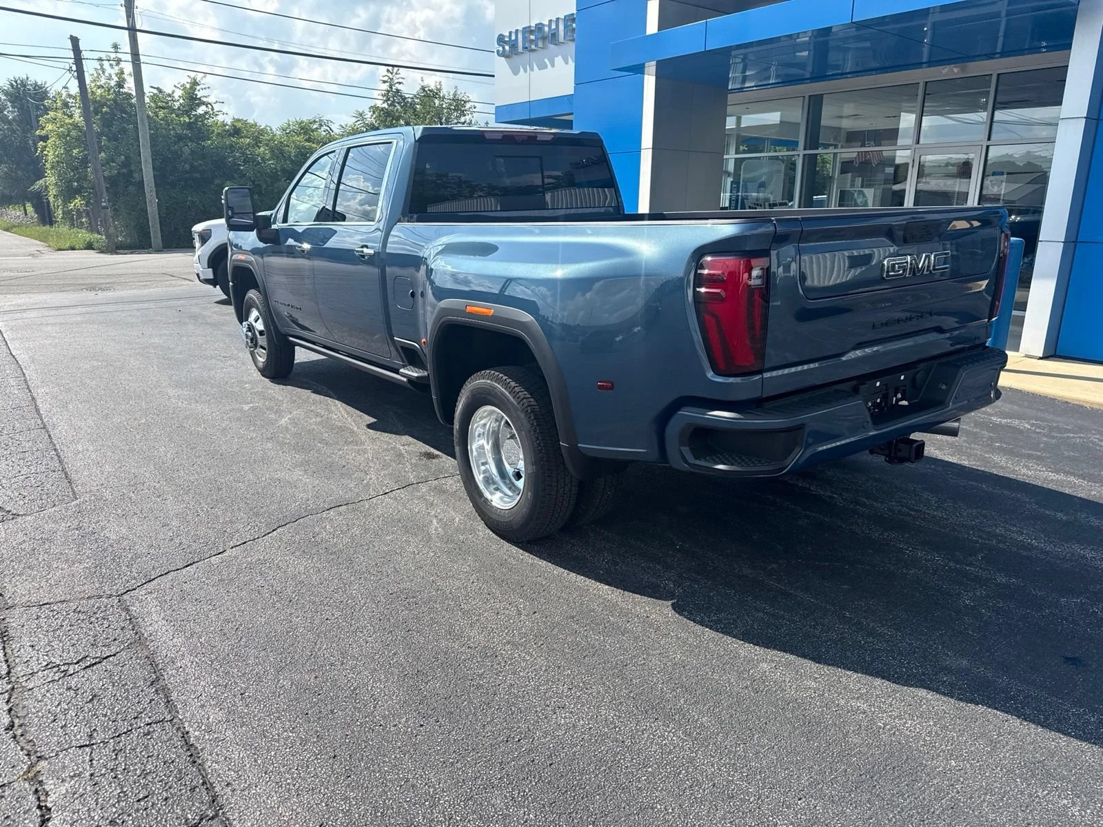 New 2026 Downpour Metallic GMC Denali Ultimate DRW image 6