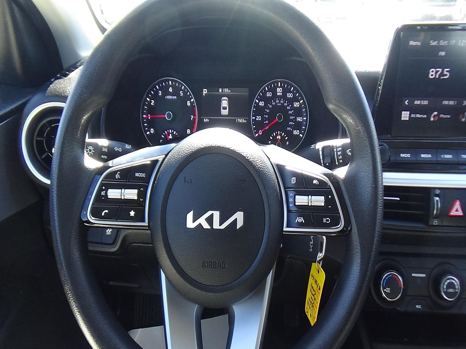 Used 2024 Gravity Gray (kdg) Kia LXS image 18