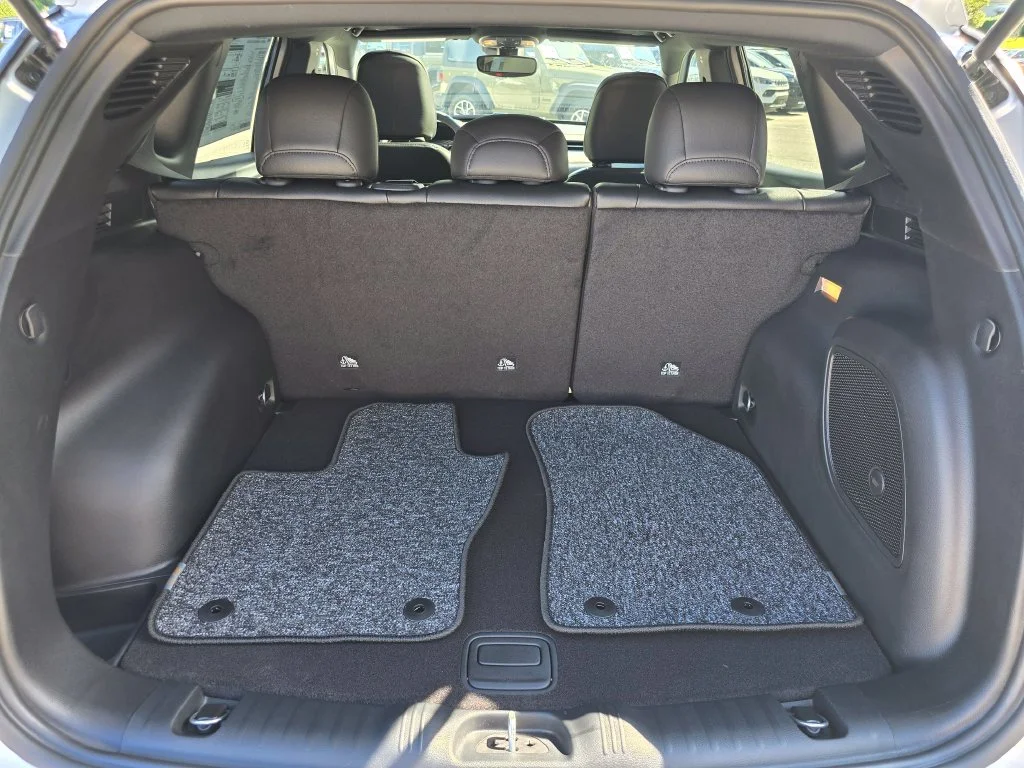 New 2026 Silver Jeep Latitude image 13