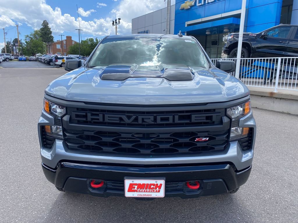 Used 2025 Sterling Gray Metallic Chevrolet Custom Trail Boss image 8