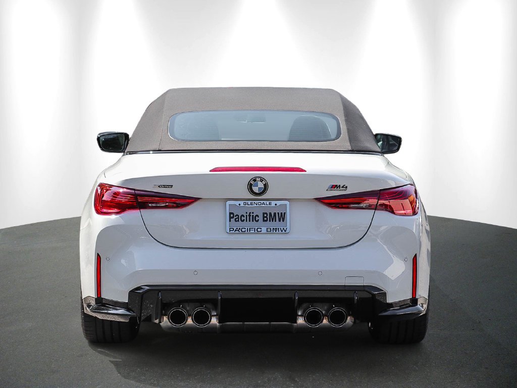 2027 BMW M4 Convertible photo 5