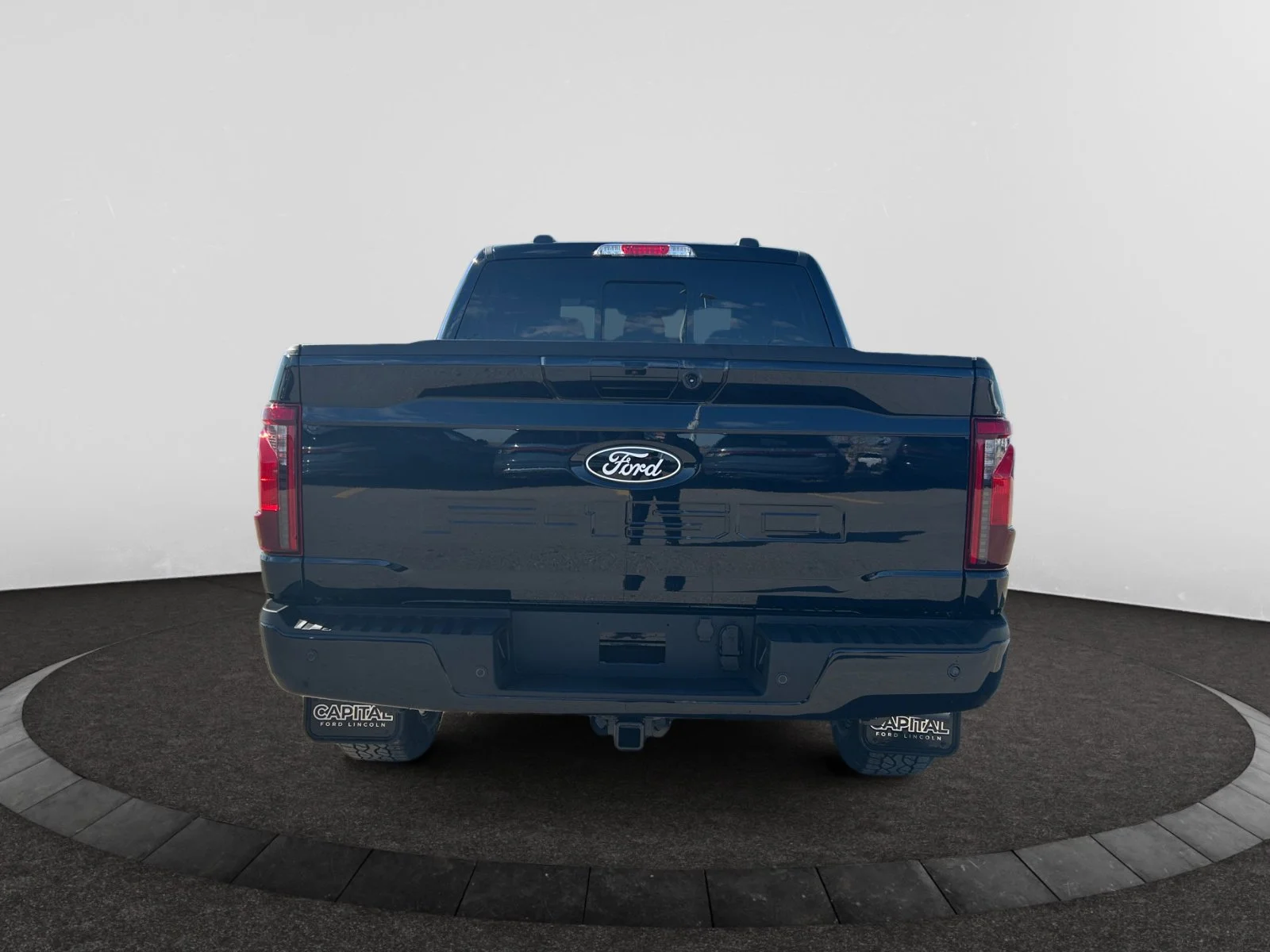 New 2026 Antimatter Blue Metallic Ford XLT image 4