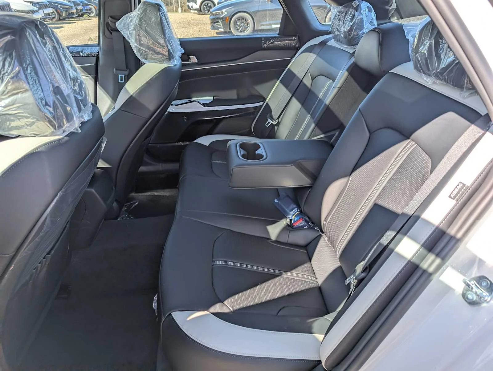 New 2026 Snow White Pearl Kia GT-Line image 17