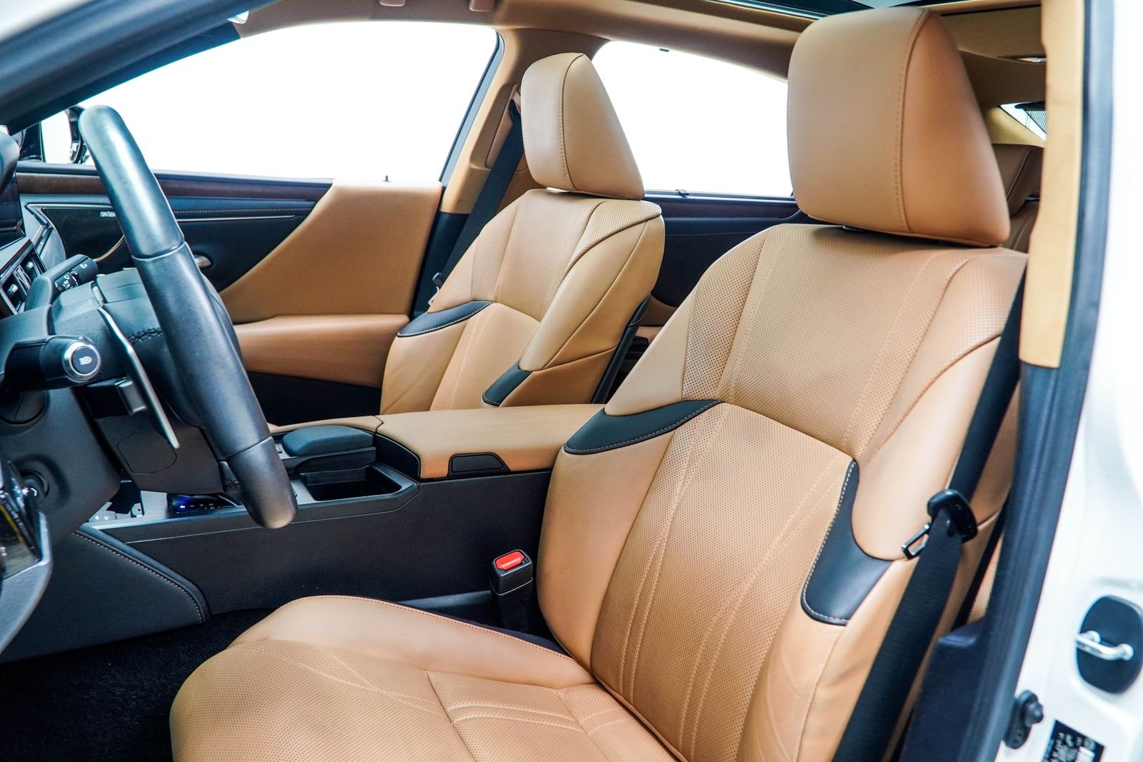 Used 2022 White Lexus 350 Ultra Luxury image 42