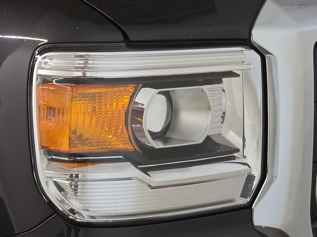 Used 2014 Silver GMC SLE image 14