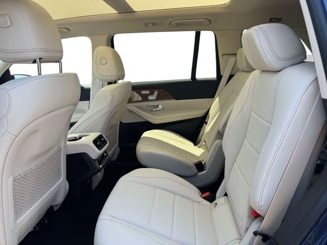 New 2026 Twilight Blue Metallic Mercedes-Benz GLS 450 image 12
