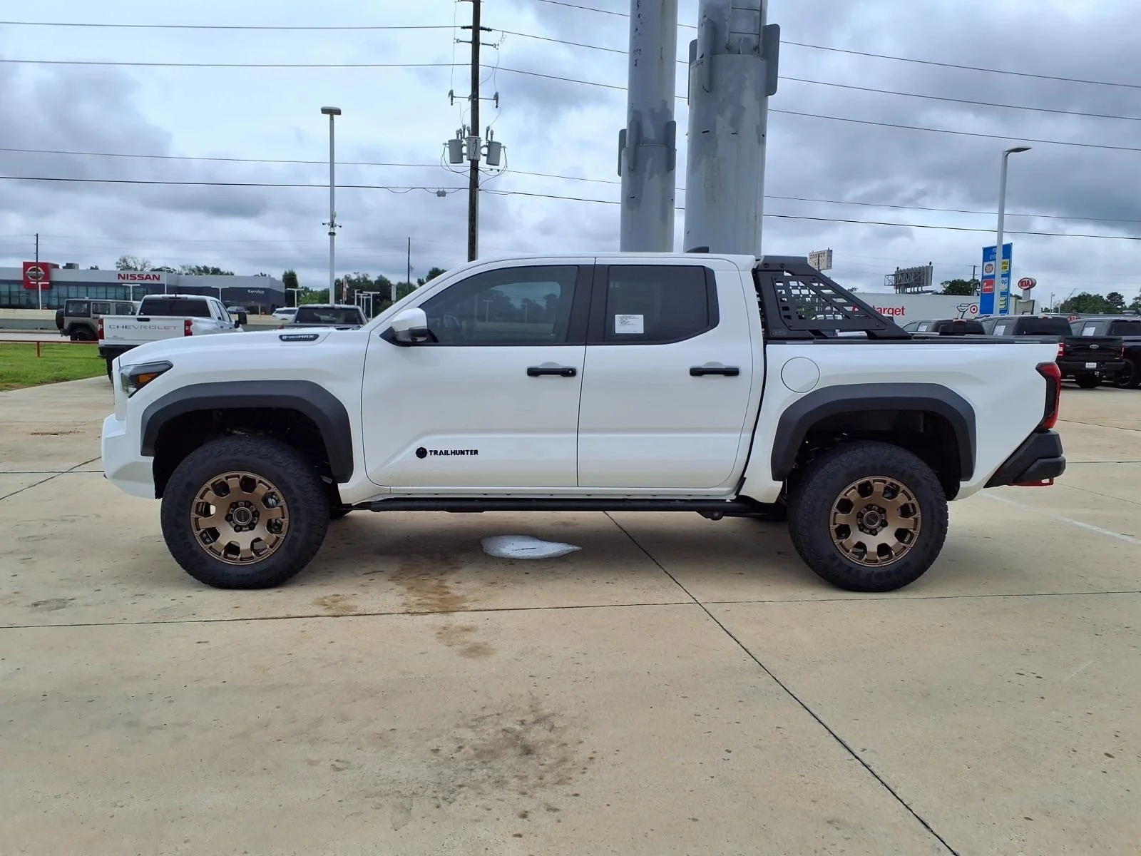New 2026 White Toyota Trailhunter image 8