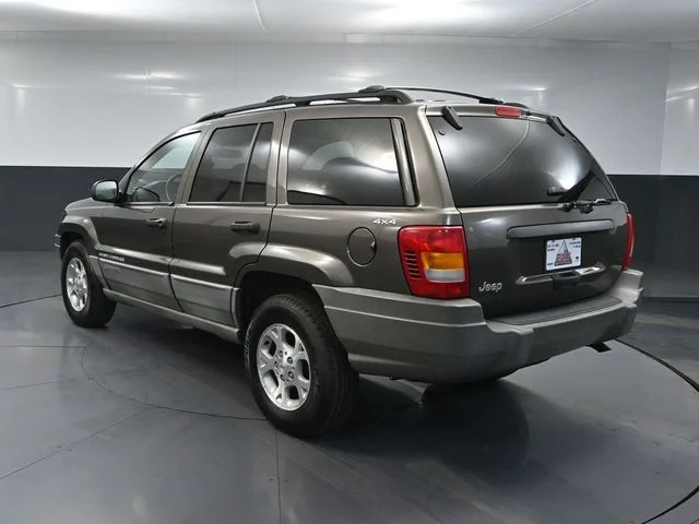 Used 1999 Gray Jeep Laredo image 6