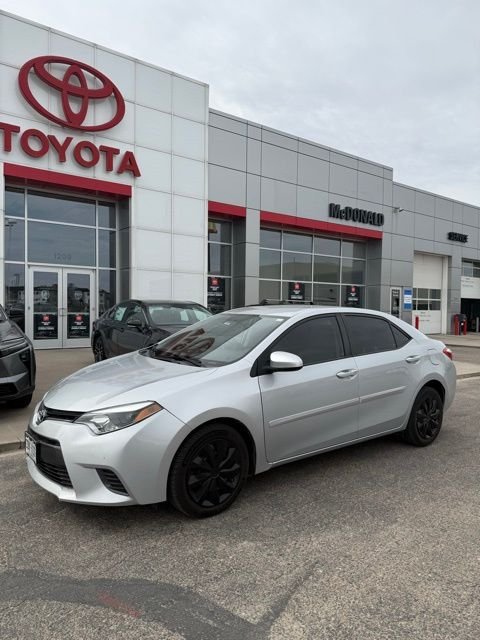 Used 2016 Toyota Corolla LE with VIN 2T1BURHE0GC663201 for sale in Fort Morgan, CO