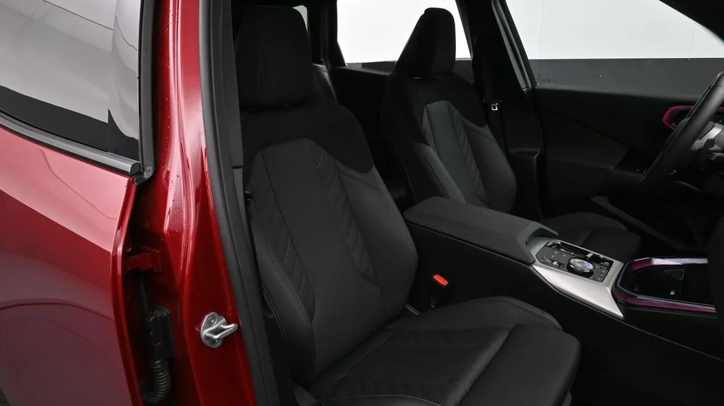 2025 BMW X3 30 - Photo 17