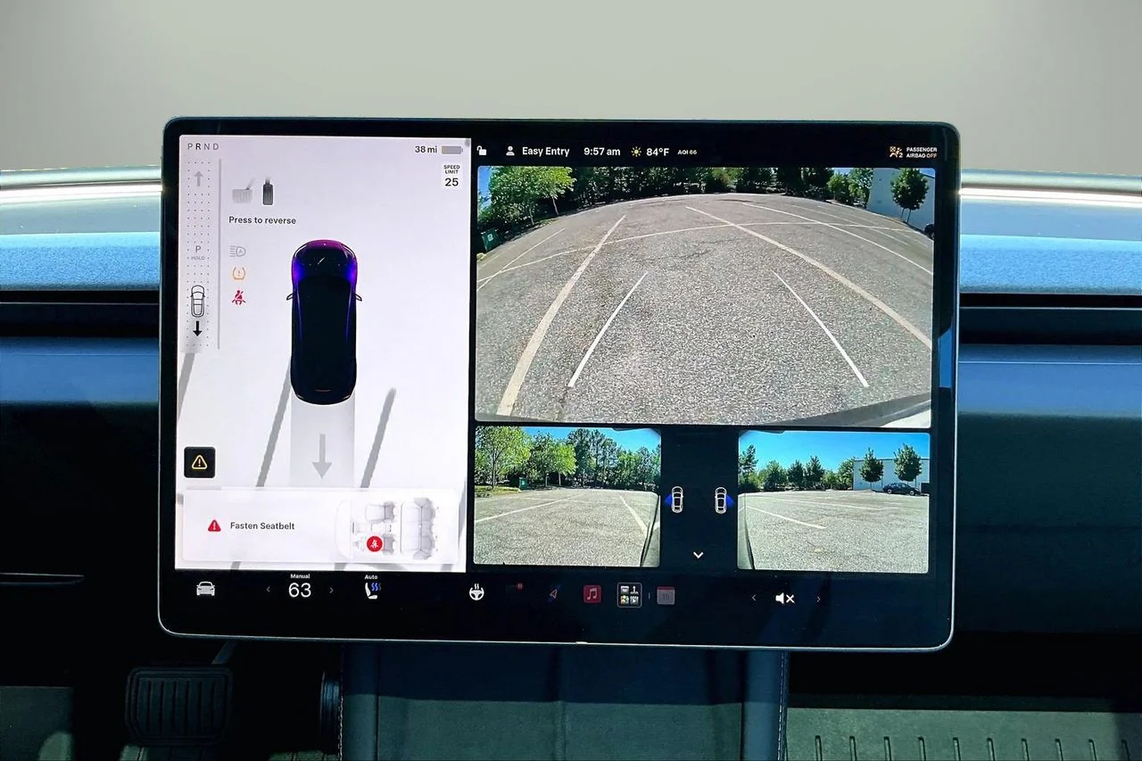 Used 2025  Tesla Long Range image 14