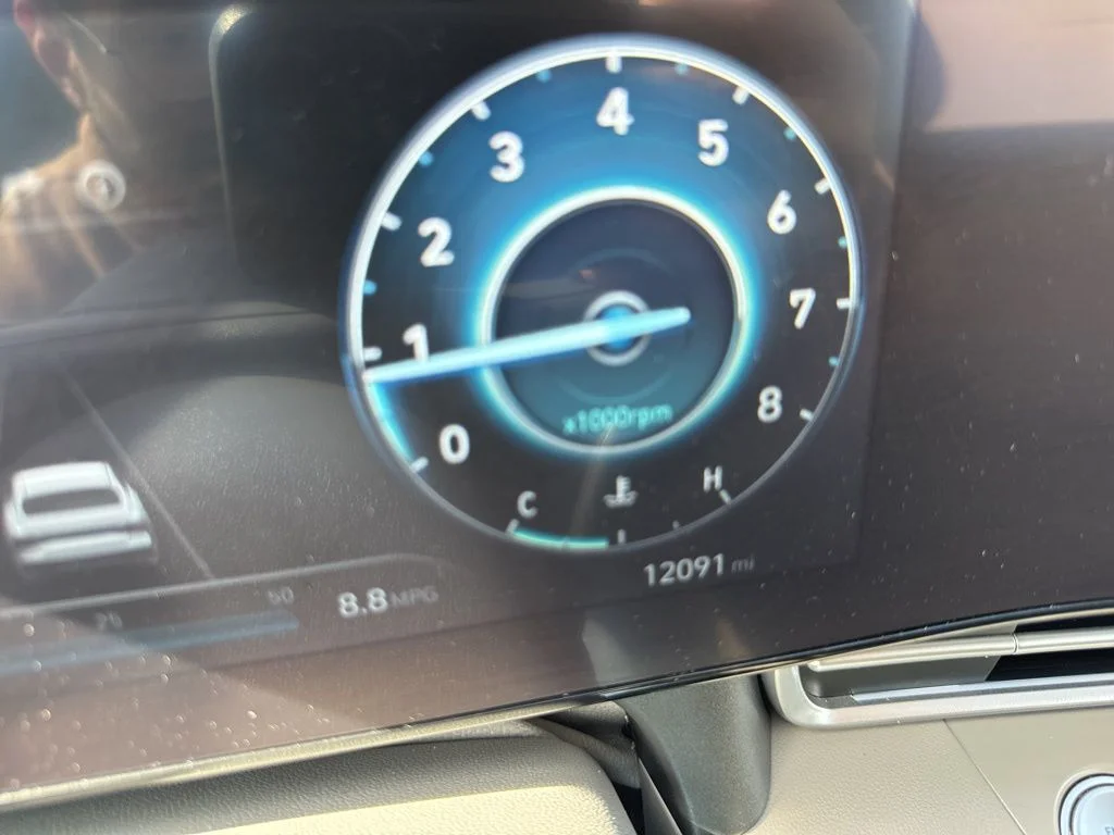 2025 Hyundai Elantra SEL - Photo 10