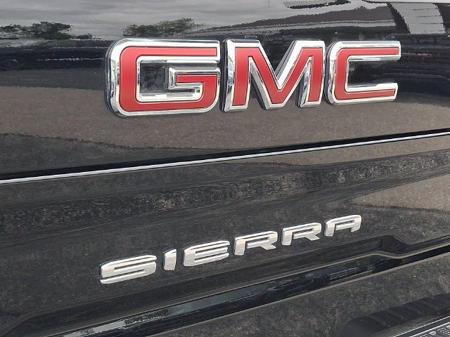 2023 GMC Sierra 1500 SLT - Photo 32