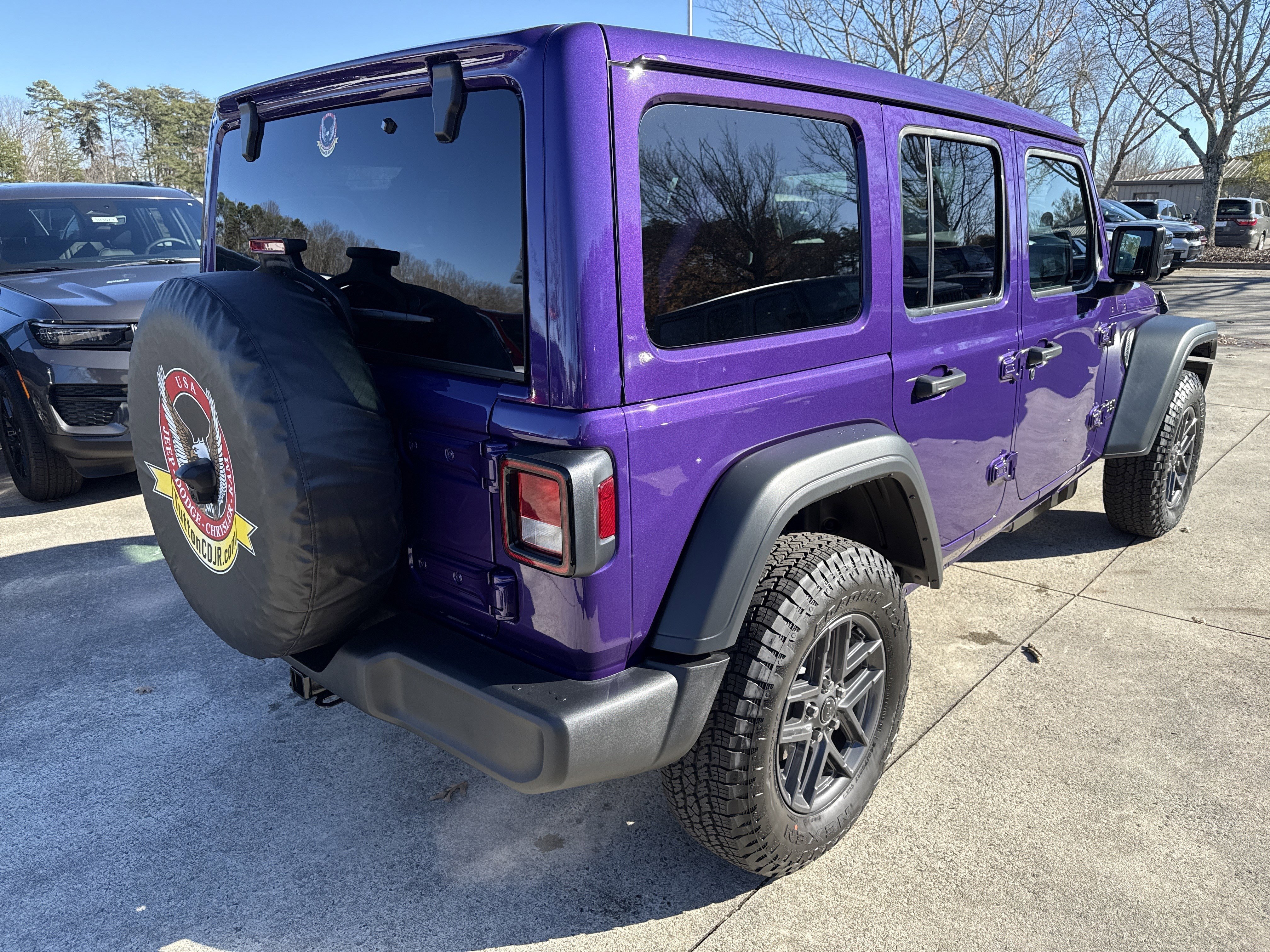 New 2026 Reign Jeep Sport S image 7