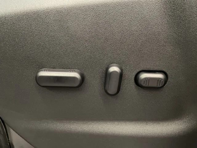 New 2026 Oxford White Ford Passenger Van XLT image 12