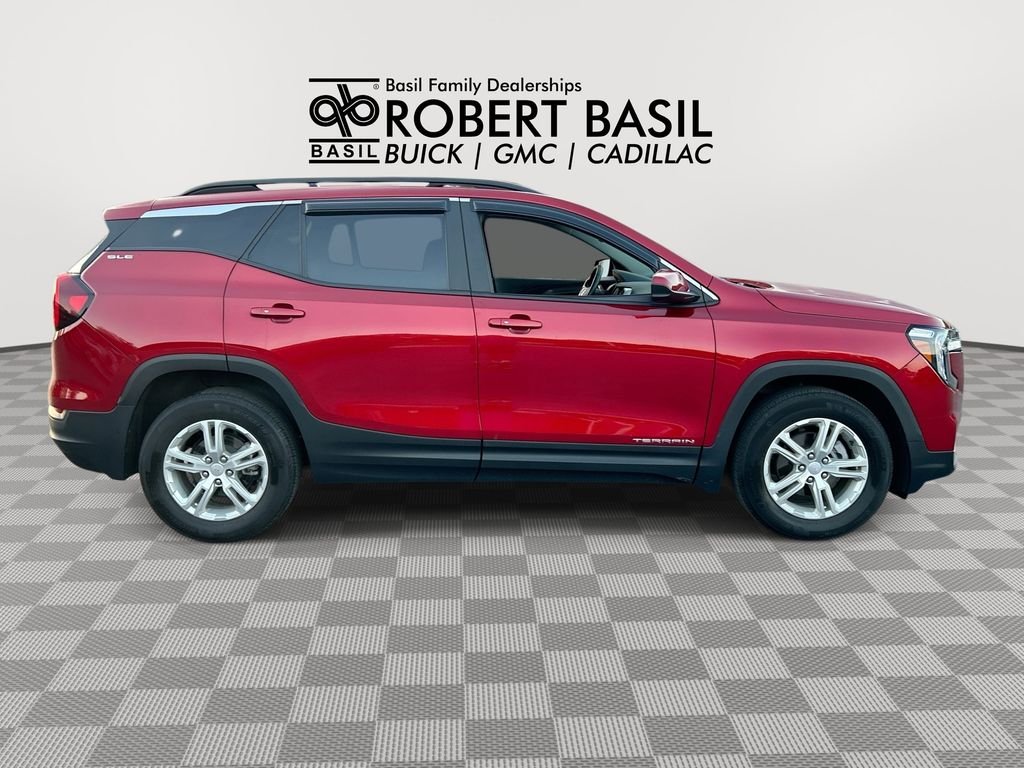 Used 2023 Red GMC SLE image 9