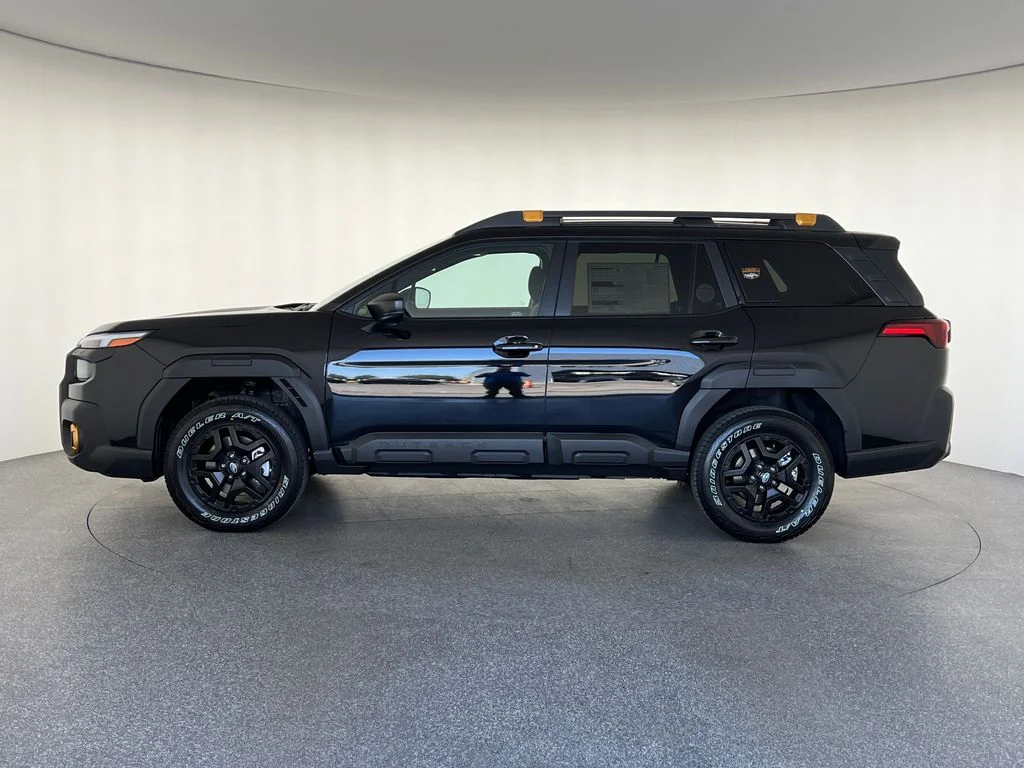 New 2026 CRYSTAL BLACK SILICA Subaru Wilderness image 8