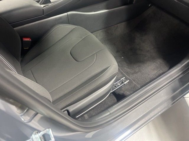 Used 2025 Gray Hyundai SEL Sport image 21