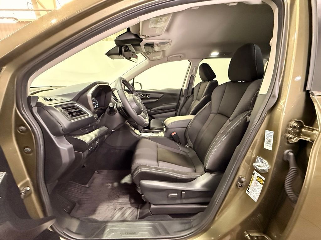 Used 2023 Brown Subaru Premium image 17