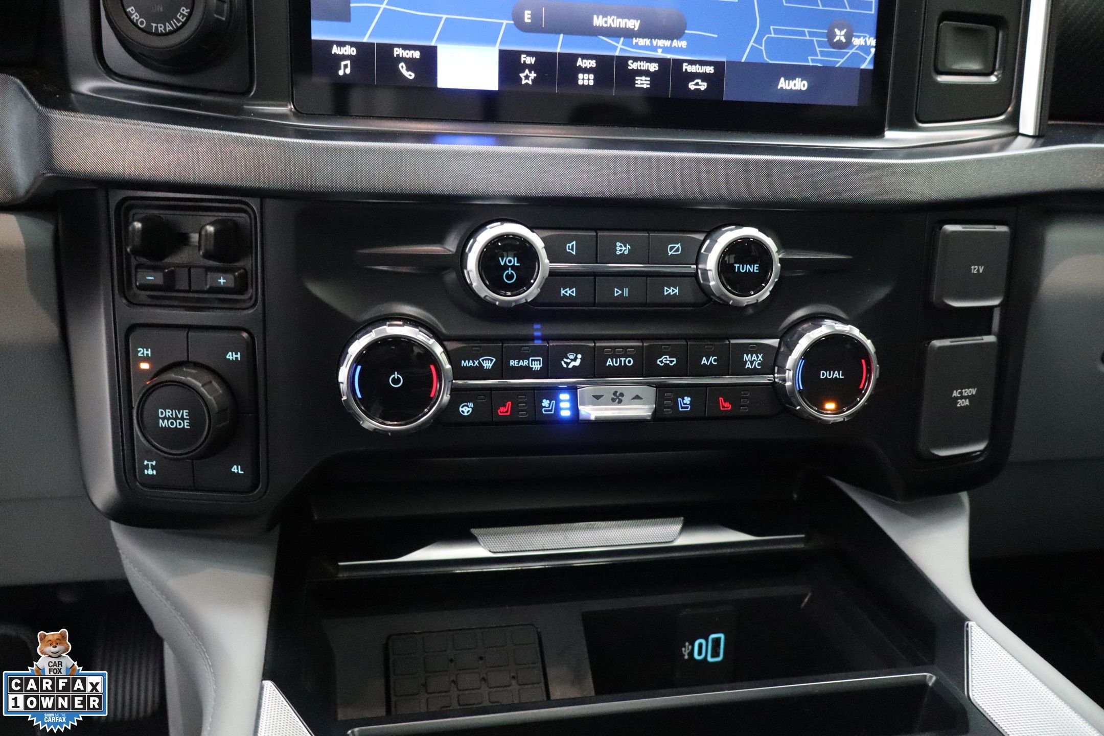 Used 2024 White Ford Limited image 18