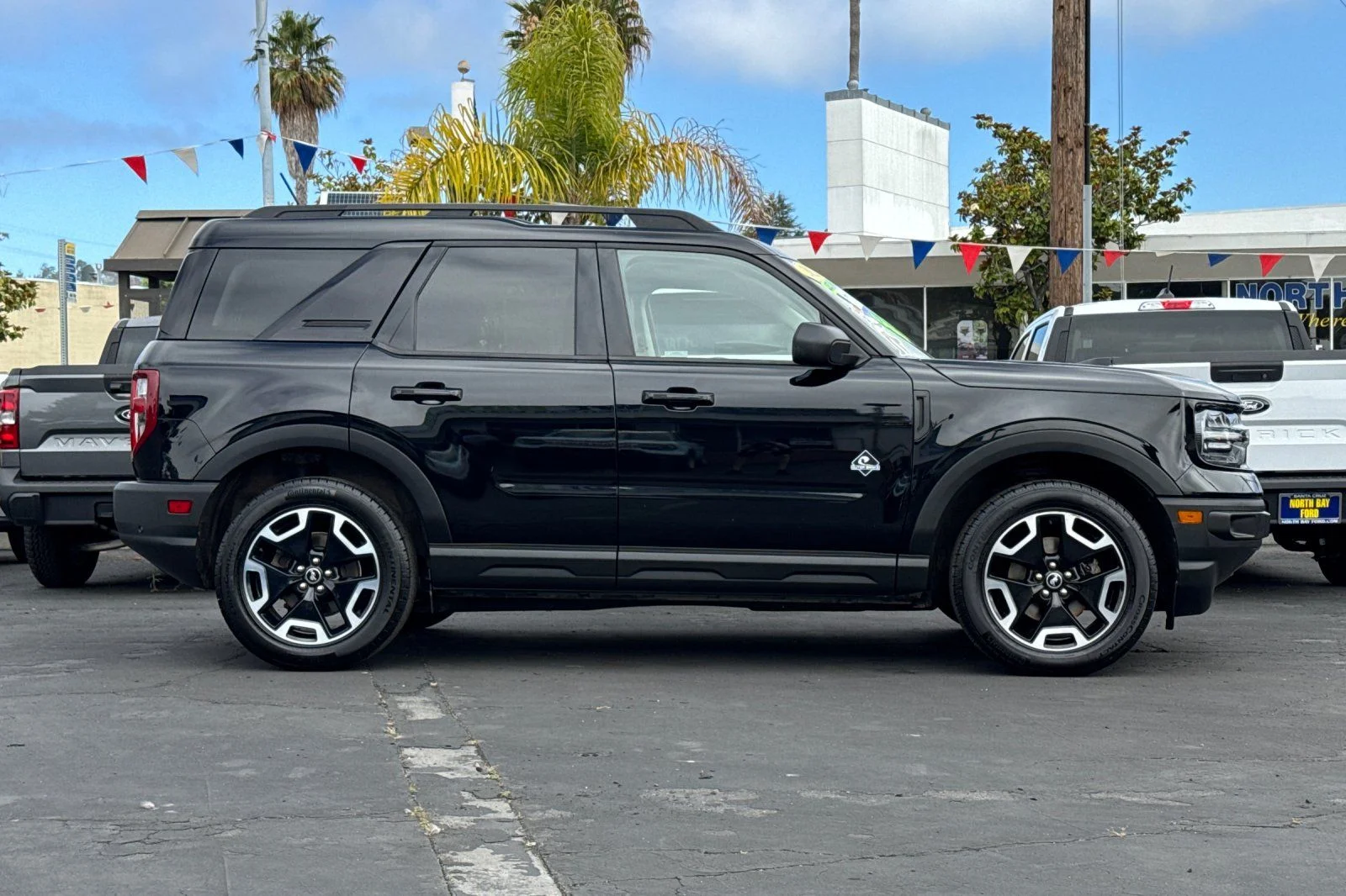 Certified Used 2021 Shadow Black Ford Outer Banks image 26