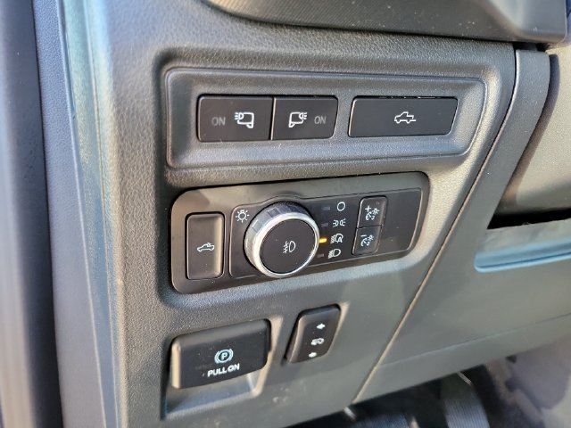 Certified Used 2022 Black Metallic Ford Platinum image 14