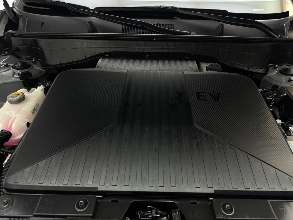 Used 2024 Gray Hyundai SEL image 76