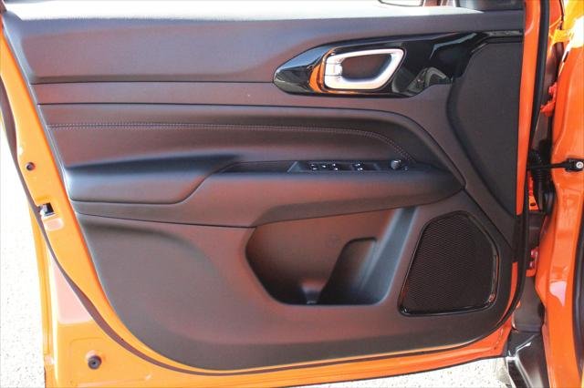 New 2026 Joose Exterior Paint Jeep Latitude image 6