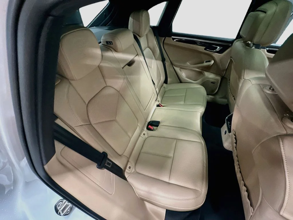 Used 2026  Porsche  image 28