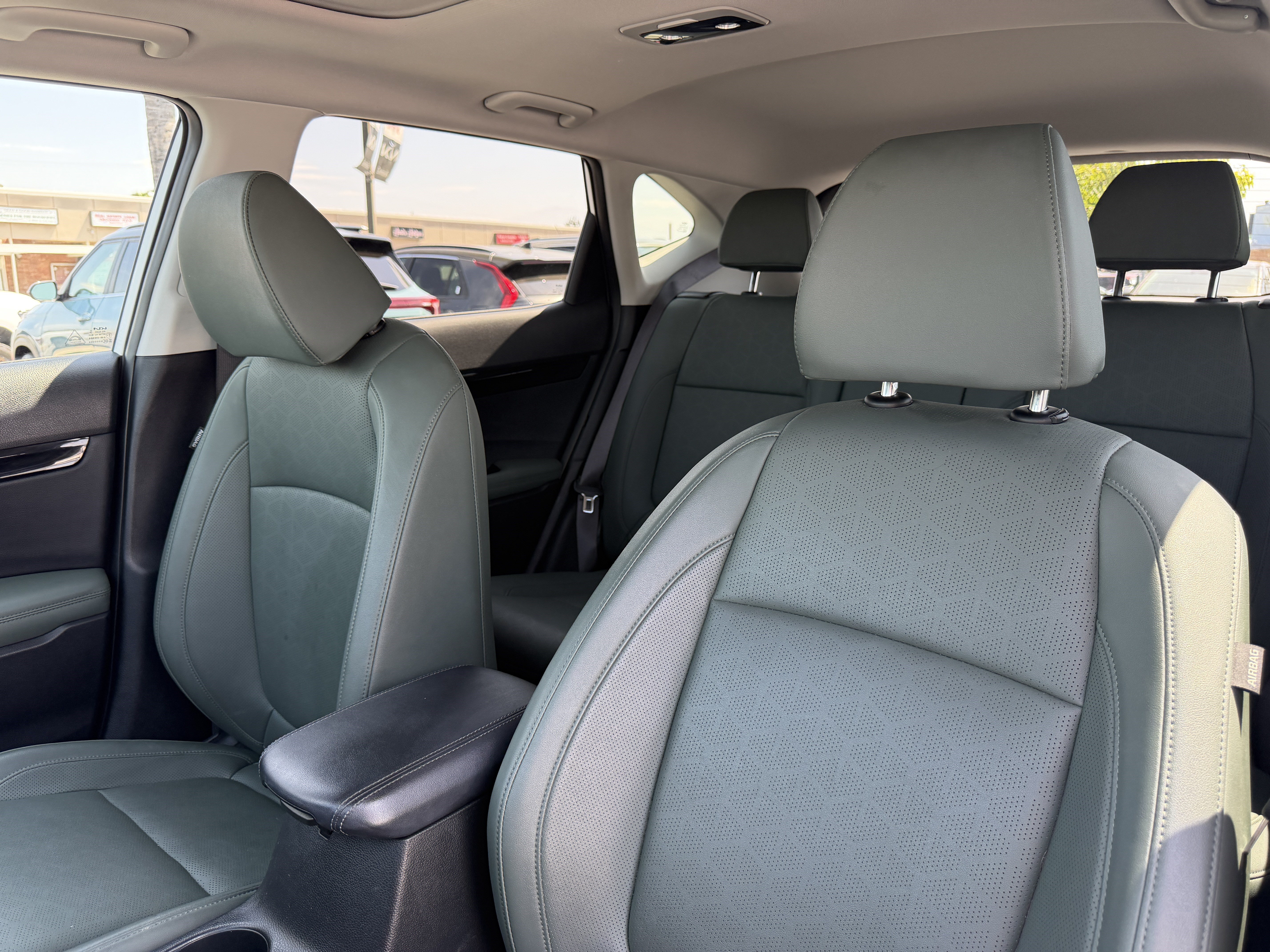 Certified Used 2024 Snow White Pearl Kia SX image 17