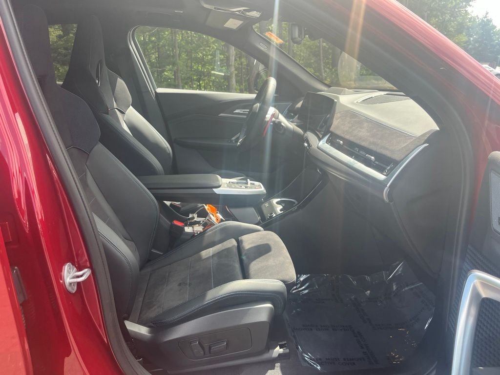 Used 2026 Vegas Red Metallic BMW M35i image 21