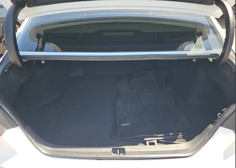 Used 2019 White Toyota LE image 7