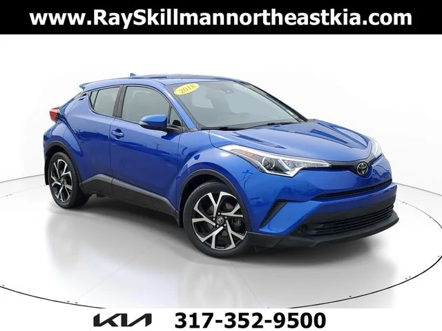 Used 2018 Blue Toyota XLE image 1