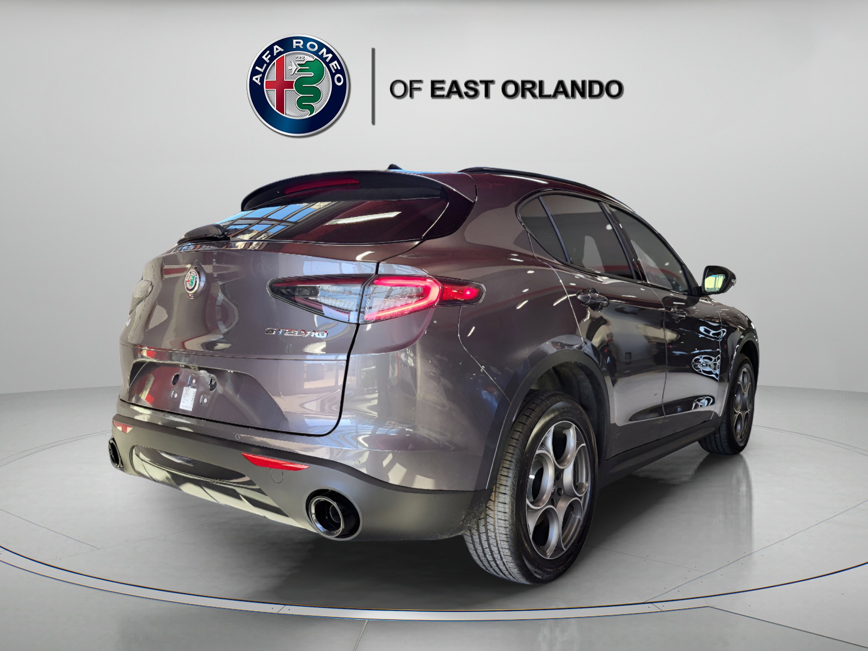 New 2025 Vesuvio Gray Metallic Alfa Romeo SPRINT image 8