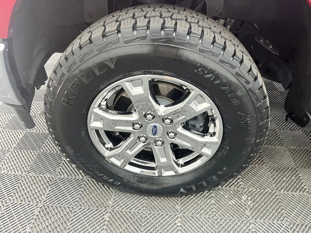 Used 2021  Ford XLT image 15