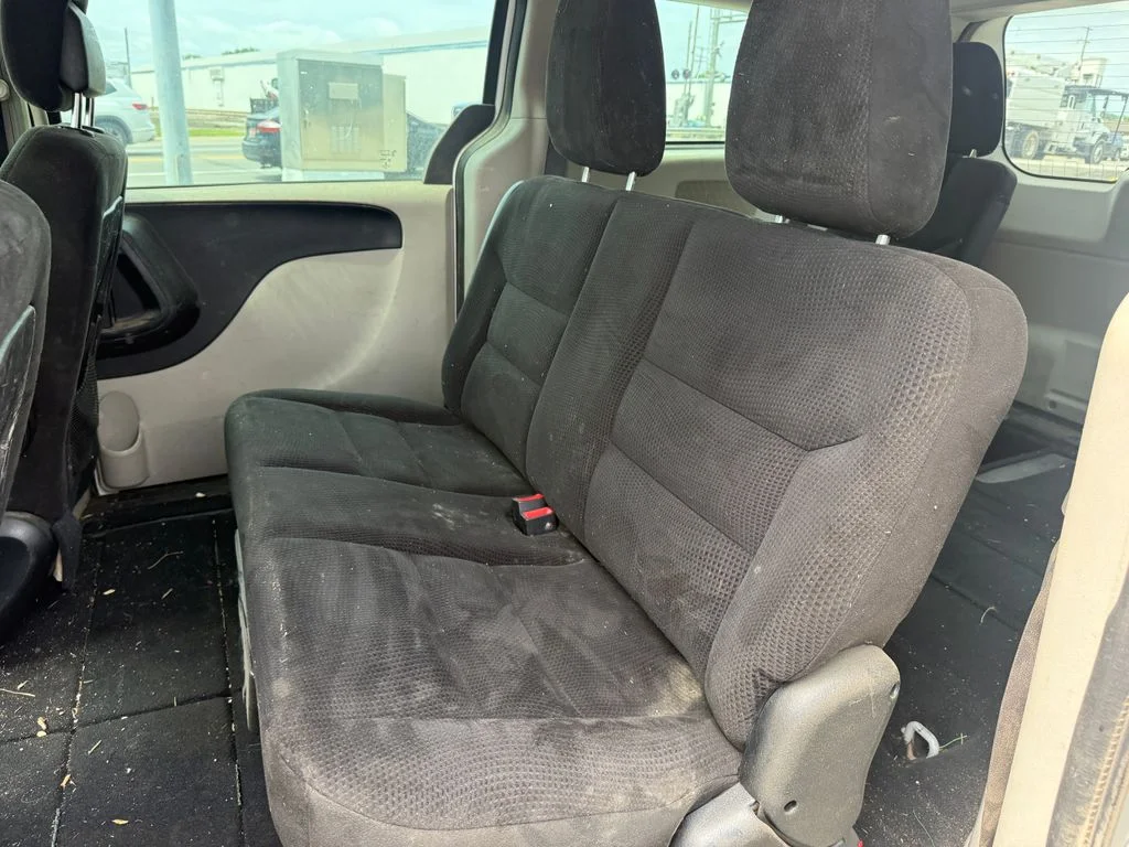 Used 2016 White Dodge AVP image 16
