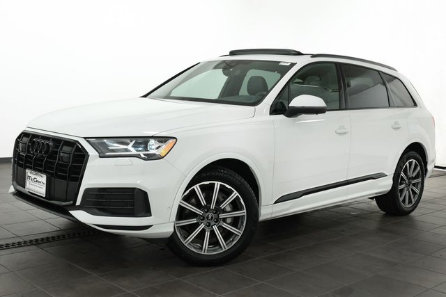 2022 Audi Q7 45 Premium Plus