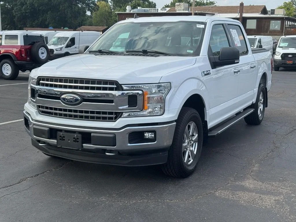 Used 2019 Oxford White Ford XLT image 8