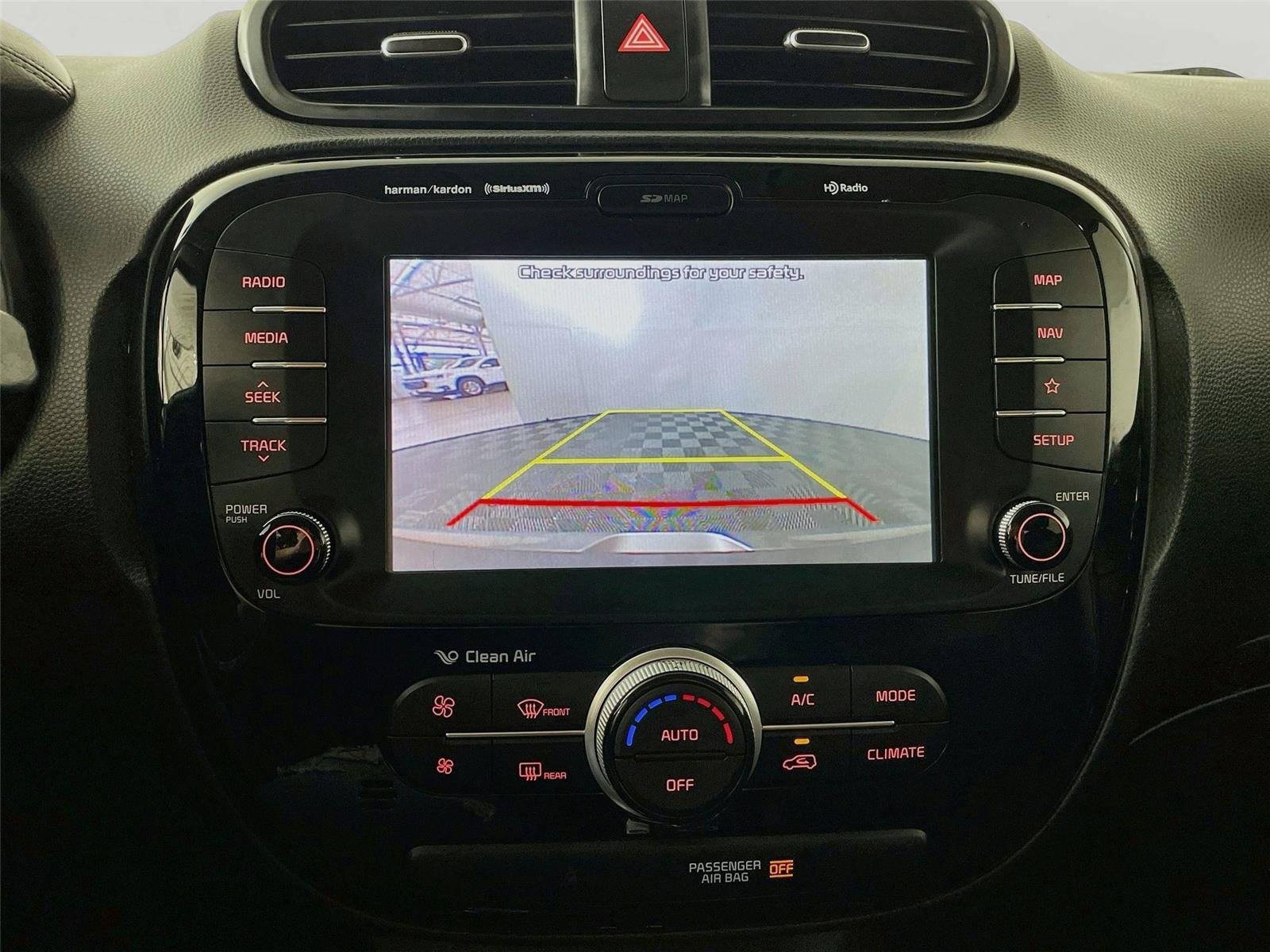 Used 2018 Titanium Gray Kia + image 15